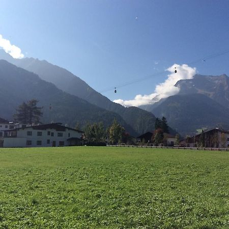 Zillertrollen Apartment Mayrhofen Bagian luar foto